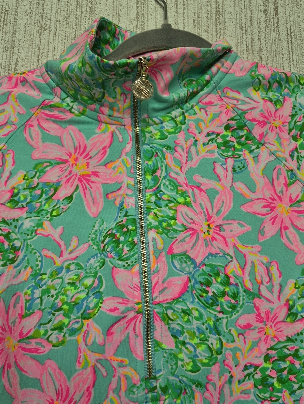 Lilly Pulitzer UPF 50+ Skipper Popover Surf Blue So Shellegant Size Small NWT - Picture 7 of 12